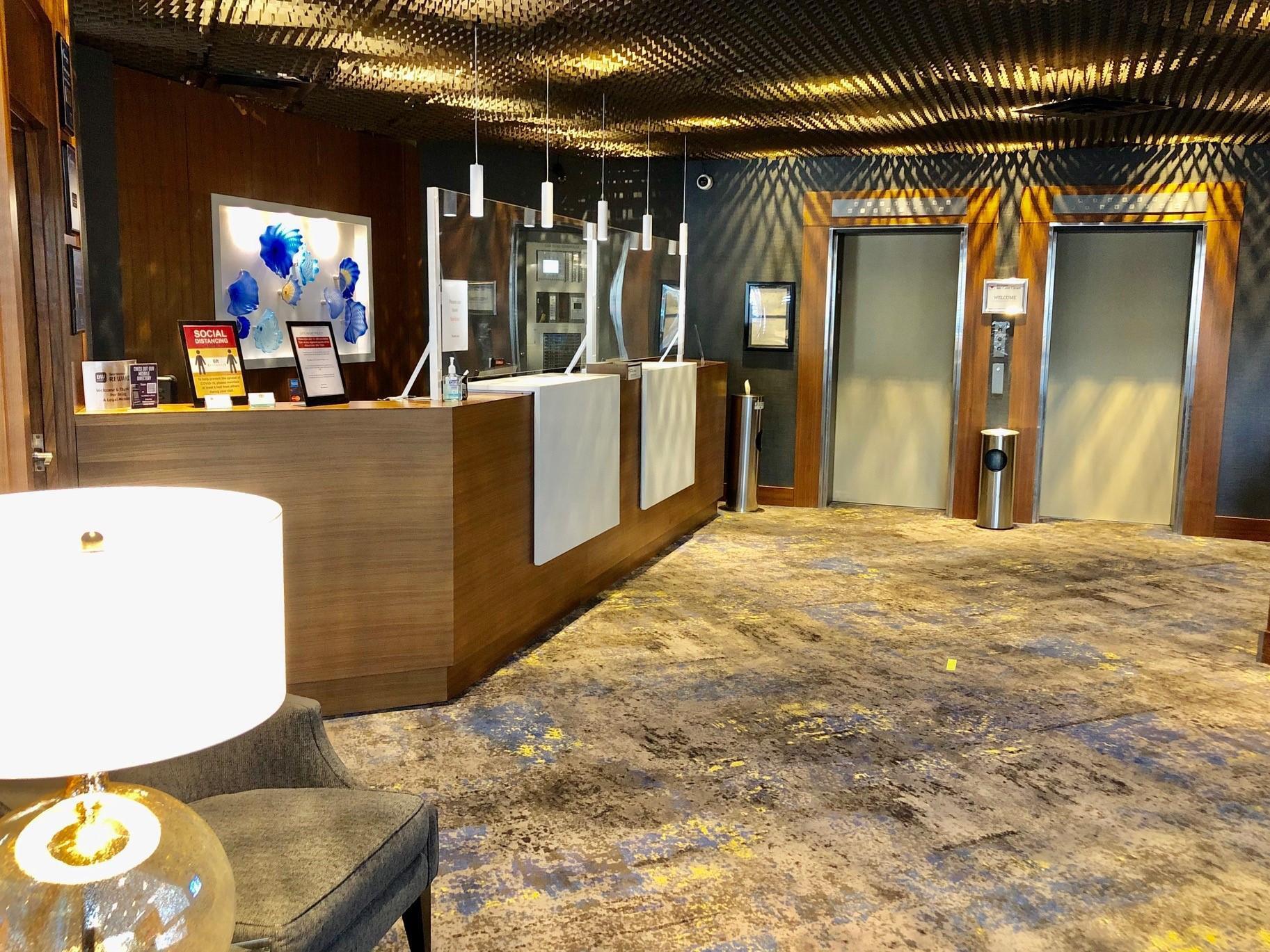 Best Western Premier Chateau Granville Hotel & Suites & Conference Centre Vancouver Bagian luar foto